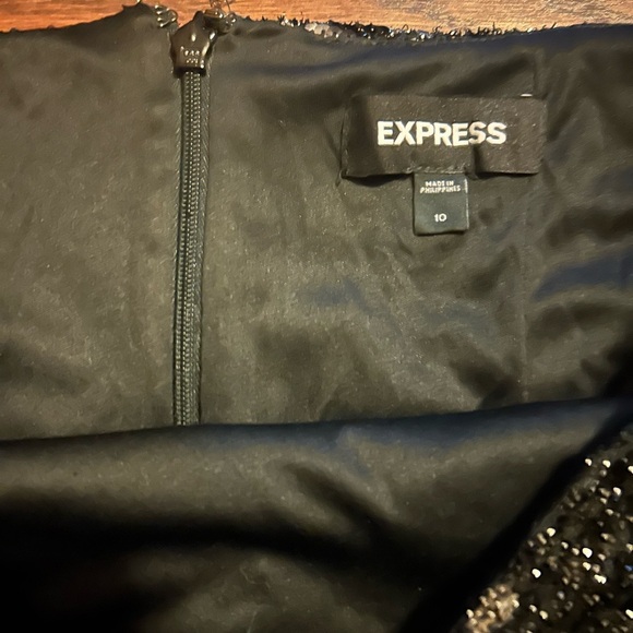 Express Tinsel Sequin Mini Skirt - Picture 4 of 4